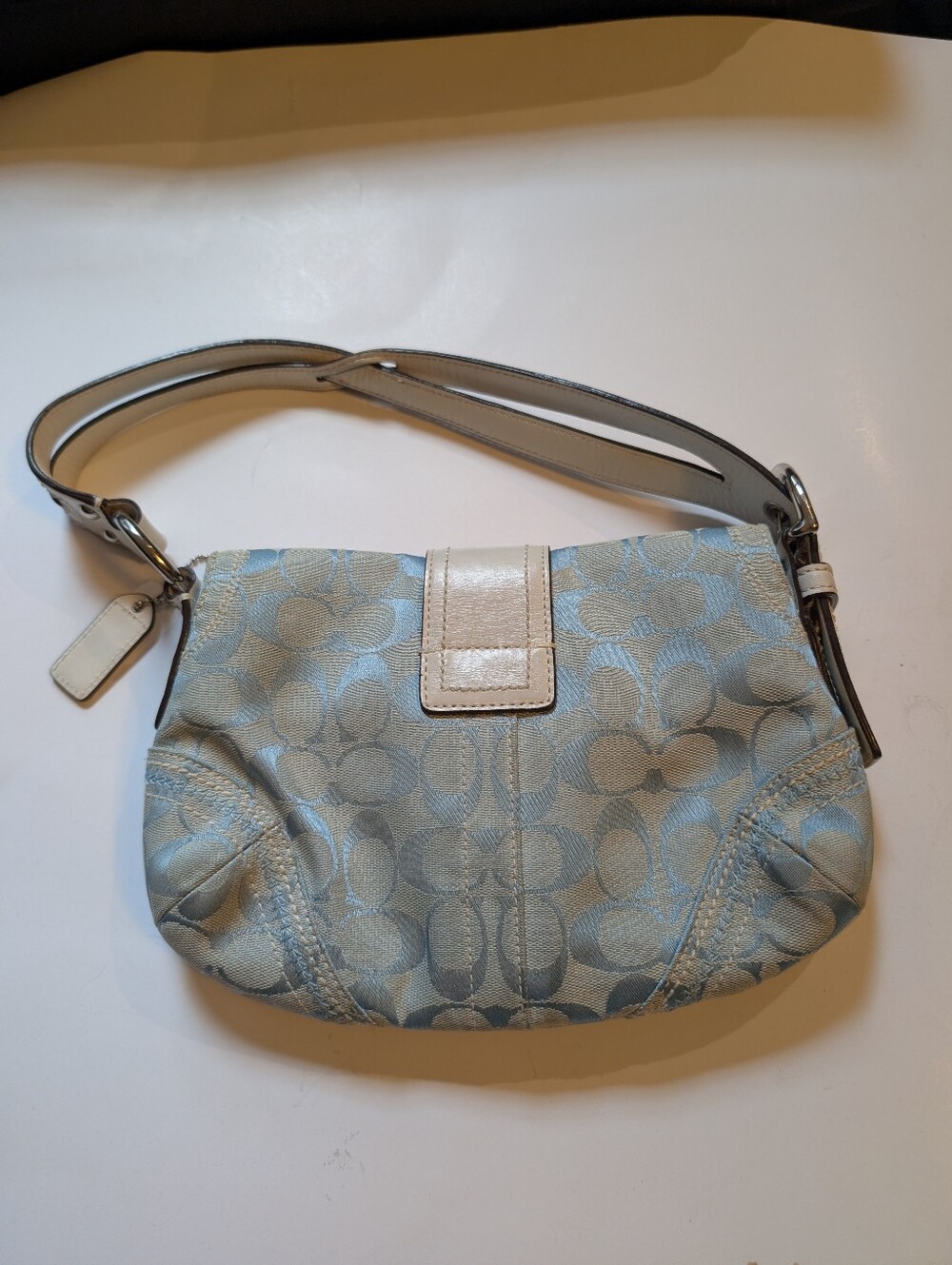 Vintage Coach Soho Signature Flap Shoulder Bag Blue White Buckle Y2K In VGUC - Picture 8 of 14